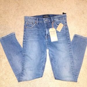 Lucky Brand Bridgette skinnies